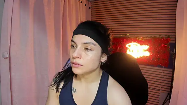 Snapshot of rosse_2504 chatting on December 2025 05:19:02 PM rosse 2504 online show from December 2025 05:19:02 PM