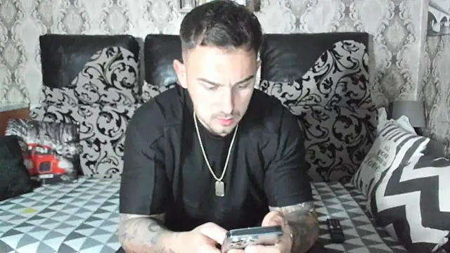 Jonmusclemaster online show from December 2024 07:34:02 PM