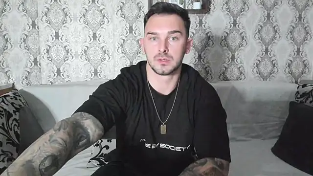 Jonmusclemaster online show from December 2024 08:01:02 PM