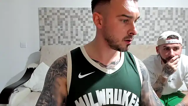 Jonmusclemaster online show from April 2026 08:28:02 PM