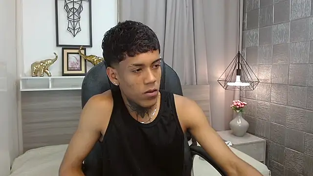 Alan Cute18 online show from February 2026 12:45:02 PM