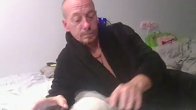 deepinnnnn online show from November 2025 04:56:01 AM