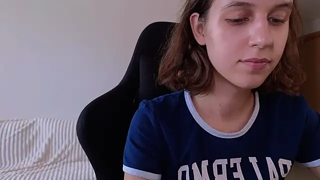 VanessaBayer2 online show from December 2024 06:11:02 AM