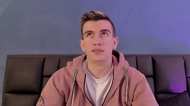 MikaelSlow online show from February 2026 03:51:02 AM