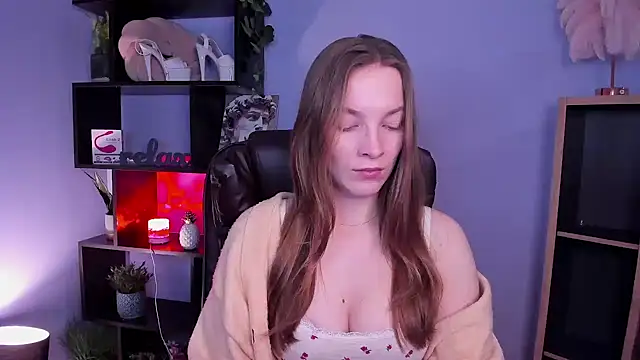 kenzie x online show from December 2024 07:29:02 AM