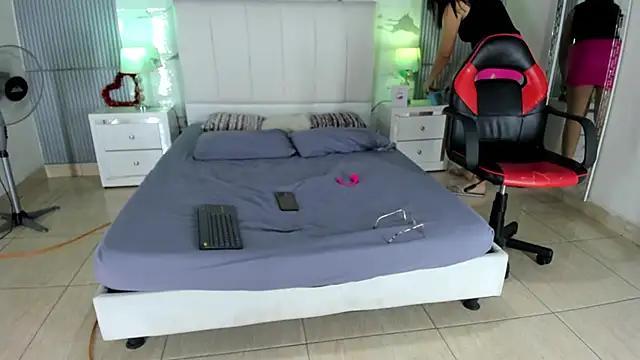 MarilynDavies online show from February 2025 09:49:01 PM