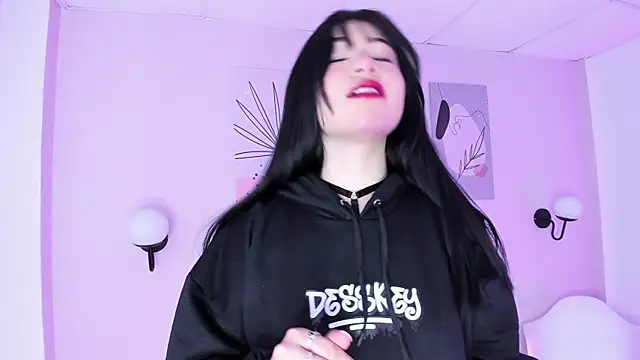 GENNESIS LOVE online show from January 2025 08:24:01 AM