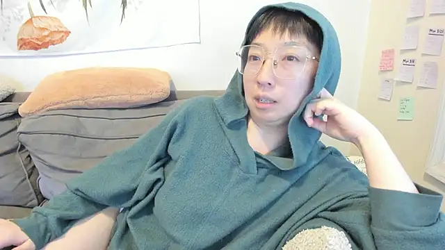 Snapshot of luxgray chatting on January 2026 09:05:02 PM luxgray online show from January 2026 09:05:02 PM