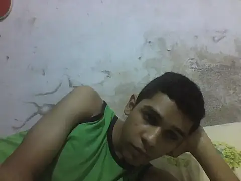 Snapshot of Leopardogonza chatting on May 2026 10:05:02 PM Leopardogonza online show from May 2026 10:05:02 PM