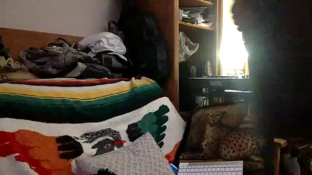 tongueispowerr6d9 online show from February 2025 11:50:01 PM