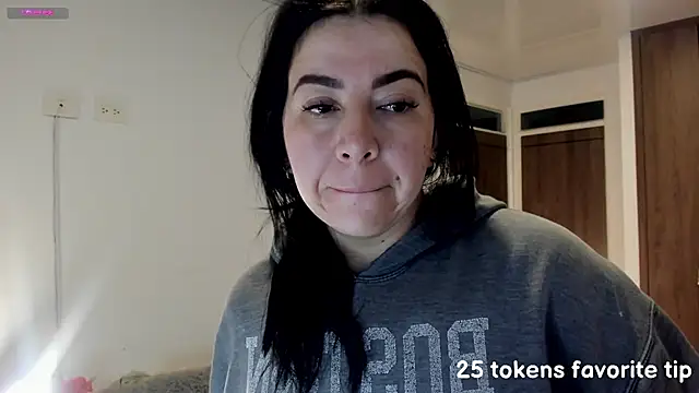 Snapshot of Im_coco chatting on February 2025 09:26:02 AM Im coco online show from February 2025 09:26:02 AM