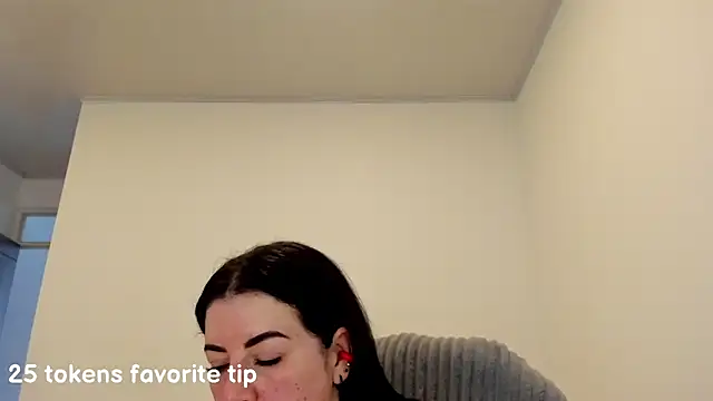 Snapshot of Im_coco chatting on February 2025 02:34:01 PM Im coco online show from February 2025 02:34:01 PM