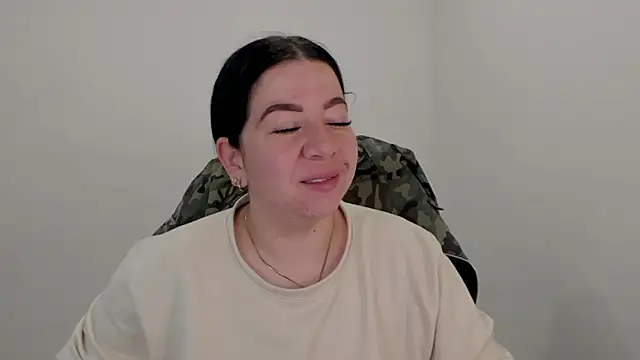 Snapshot of Im_coco chatting on November 2025 11:43:01 AM Im coco online show from November 2025 11:43:01 AM