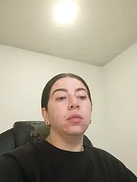 Snapshot of Im_coco chatting on November 2025 12:49:01 PM Im coco online show from November 2025 12:49:01 PM