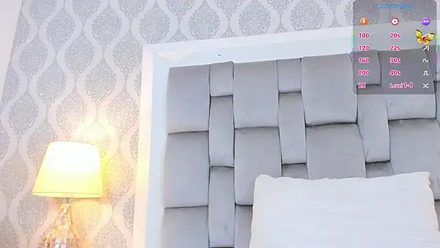 Snapshot of Roma__love chatting on November 2025 11:52:02 AM Roma love online show from November 2025 11:52:02 AM