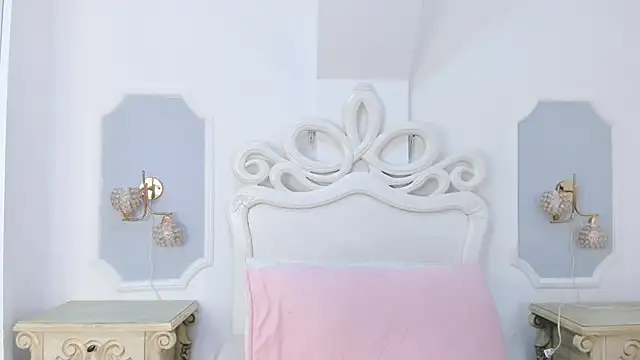 Snapshot of Roma__love chatting on November 2025 12:13:01 PM Roma love online show from November 2025 12:13:01 PM