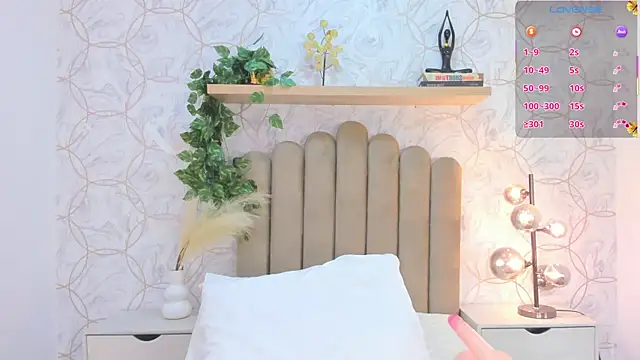 Snapshot of Roma__love chatting on November 2025 01:24:02 PM Roma love online show from November 2025 01:24:02 PM