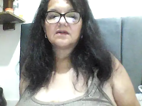 kassandra02 online show from October 2025 02:53:01 AM