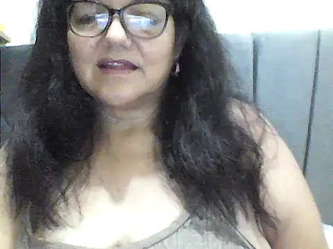 kassandra02 online show from October 2025 02:05:02 PM