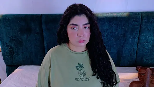 AgathaLynx online show from January 2026 10:41:02 AM