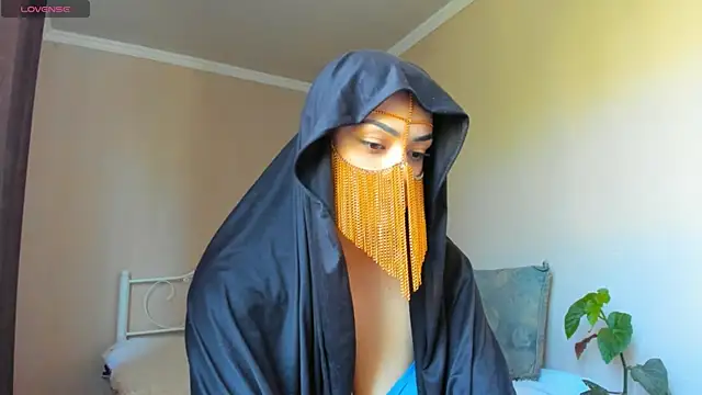 Snapshot of _cleopattra_ chatting on September 2025 08:52:01 AM cleopattra online show from September 2025 08:52:01 AM