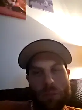 Snapshot of GeneralXMillyX chatting on December 2024 06:09:02 AM GeneralXMillyX online show from December 2024 06:09:02 AM