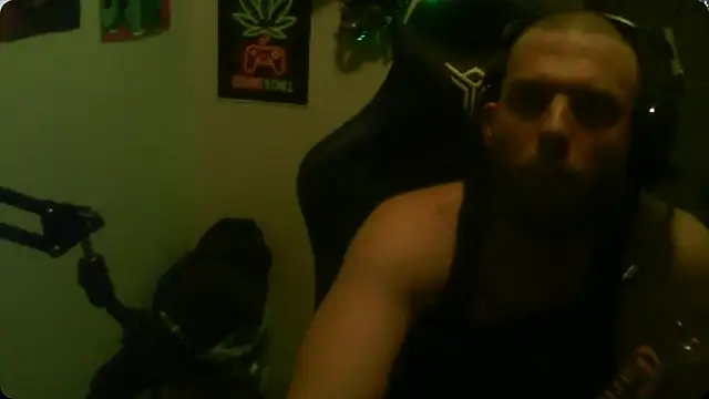 Snapshot of GeneralXMillyX chatting on October 2025 07:20:02 AM GeneralXMillyX online show from October 2025 07:20:02 AM