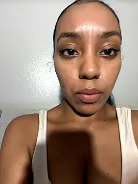 juicyyy323 online show from November 2025 07:53:01 AM