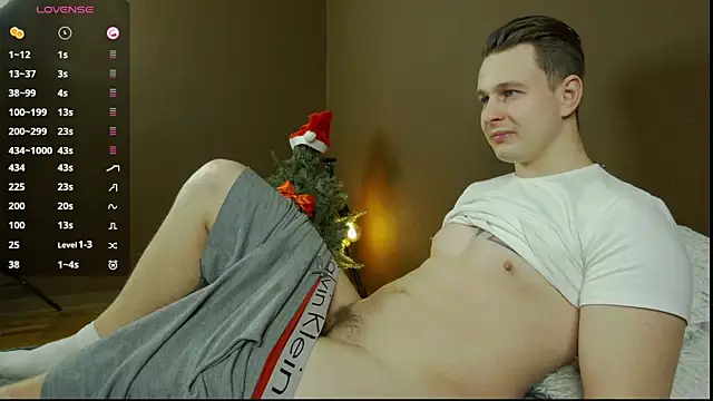 Snapshot of charlie_smiley chatting on January 2025 05:33:02 AM charlie smiley online show from January 2025 05:33:02 AM