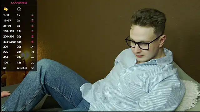 charlie smiley online show from November 2025 07:24:02 PM