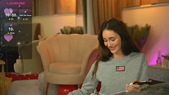 Snapshot of EmilyRaymont chatting on March 2025 05:05:02 AM EmilyRaymont online show from March 2025 05:05:02 AM