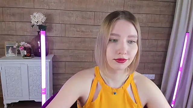 LiliLinn online show from March 2025 08:04:02 AM