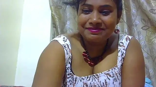 Snapshot of sexy_roma chatting on October 2025 01:50:02 PM sexy roma online show from October 2025 01:50:02 PM