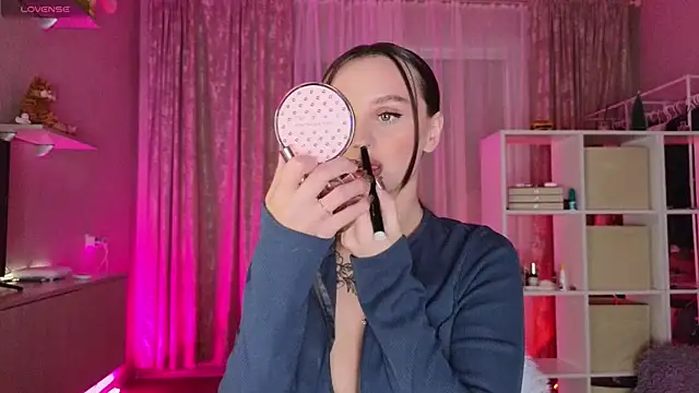 Katy perry  online show from February 2025 03:58:02 AM