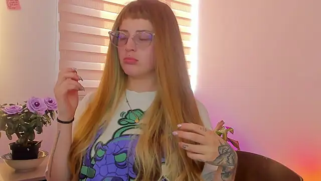 Snapshot of tekila__ chatting on August 2026 10:33:02 PM tekila online show from August 2026 10:33:02 PM
