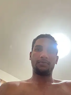 Indiazinhax online show from February 2026 09:41:01 PM