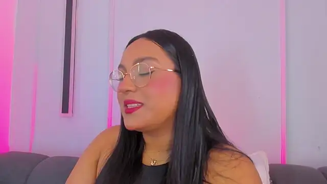 ellamontoya online show from December 2025 12:36:02 PM