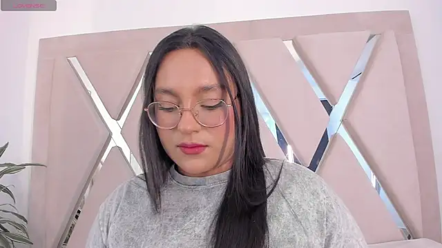 ellamontoya online show from February 2026 05:15:01 AM