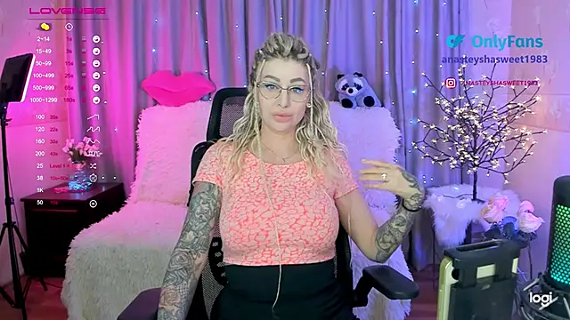 Snapshot of your_wild_amazon_forever chatting on January 2025 11:53:02 AM your wild amazon forever online show from January 2025 11:53:02 AM