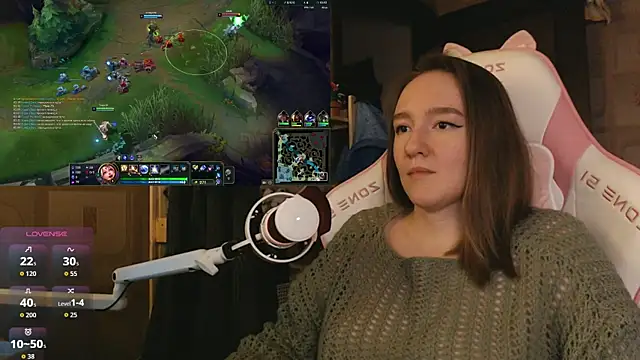 MoonlishSiren online show from March 2026 09:04:02 PM