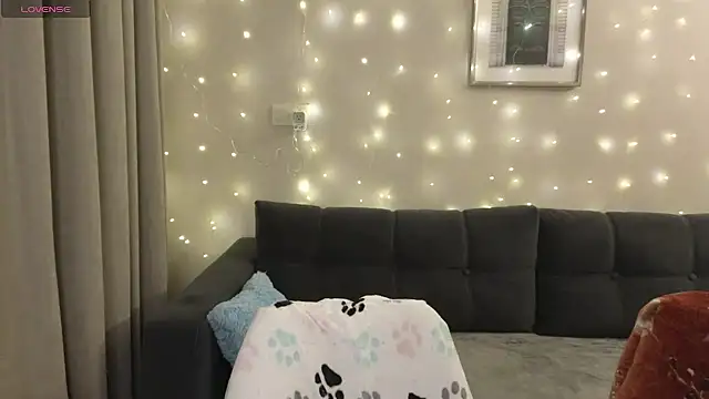 HermioneHHH online show from December 2024 06:05:01 PM