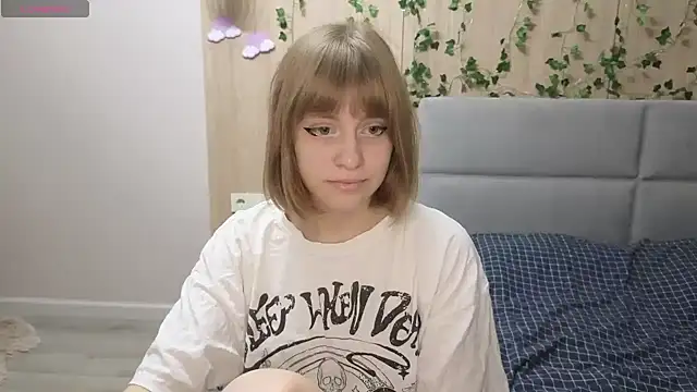 HermioneHHH online show from January 2025 07:00:02 PM