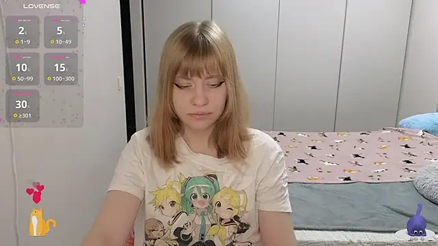 HermioneHHH online show from September 2025 05:01:02 PM