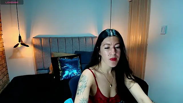 LiaCooper  online show from July 2026 12:32:02 PM