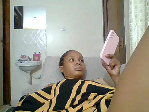 Snapshot of DADDYS_shuga chatting on May 2026 06:15:02 PM DADDYS shuga online show from May 2026 06:15:02 PM