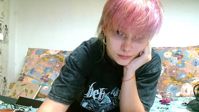 Sophie Bell online show from June 2026 12:19:01 AM