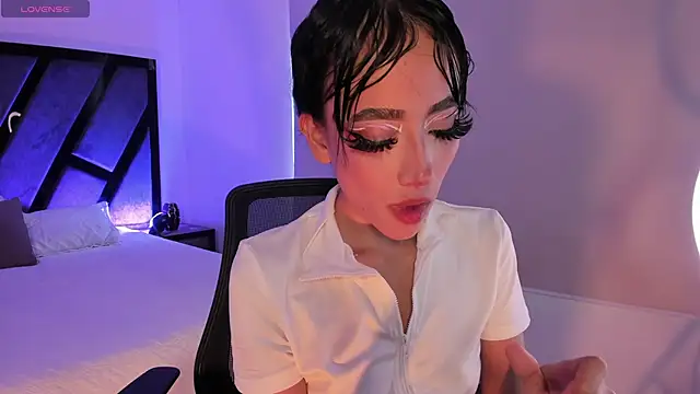 MelodyBliss online show from April 2026 09:09:02 PM