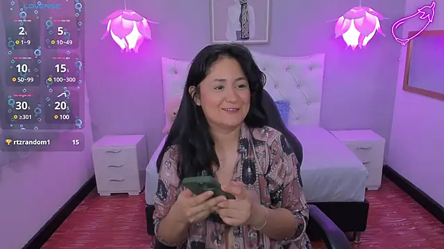 Snapshot of Lisa7_7 chatting on February 2025 10:04:02 PM Lisa7 7 online show from February 2025 10:04:02 PM