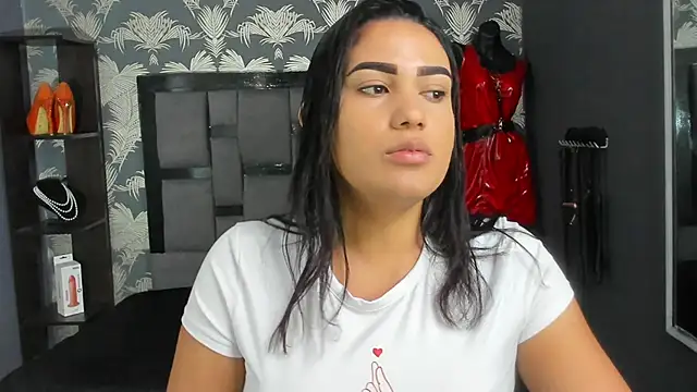 Snapshot of Cumming_Tiffani chatting on September 2025 12:30:01 PM Cumming Tiffani online show from September 2025 12:30:01 PM
