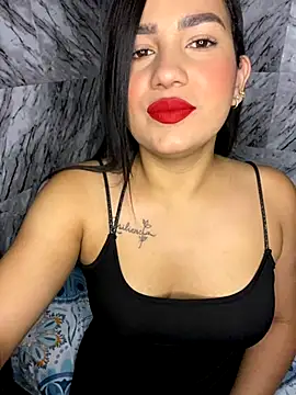 Cumming Tiffani online show from October 2025 11:28:01 AM